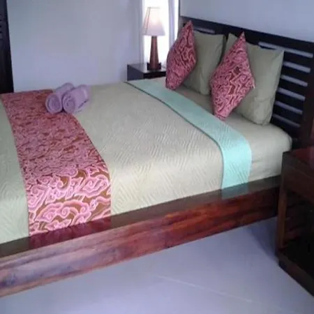 Den Den Mushi Guesthouse
